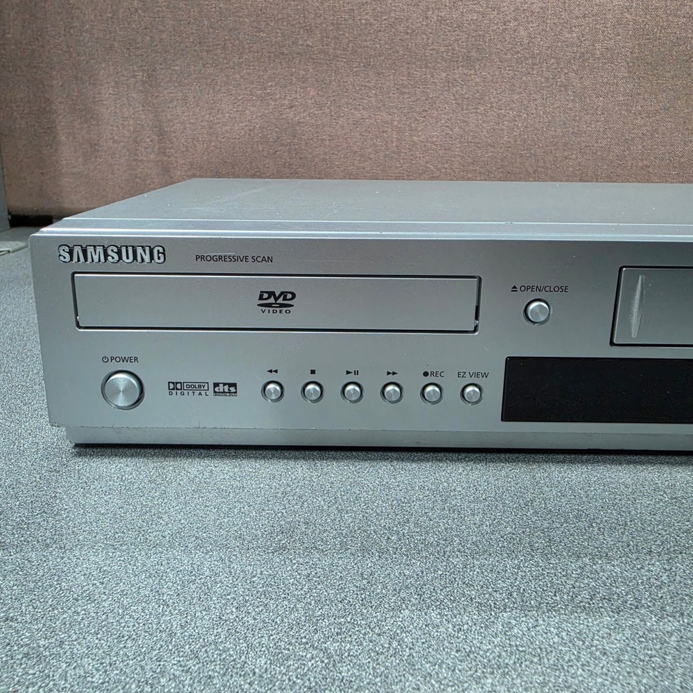 Samsung DVD/VHS Dual Deck Player DVD-V5500 4-Head Hi-Fi DVD NOT WORKING - Picture 2 of 16